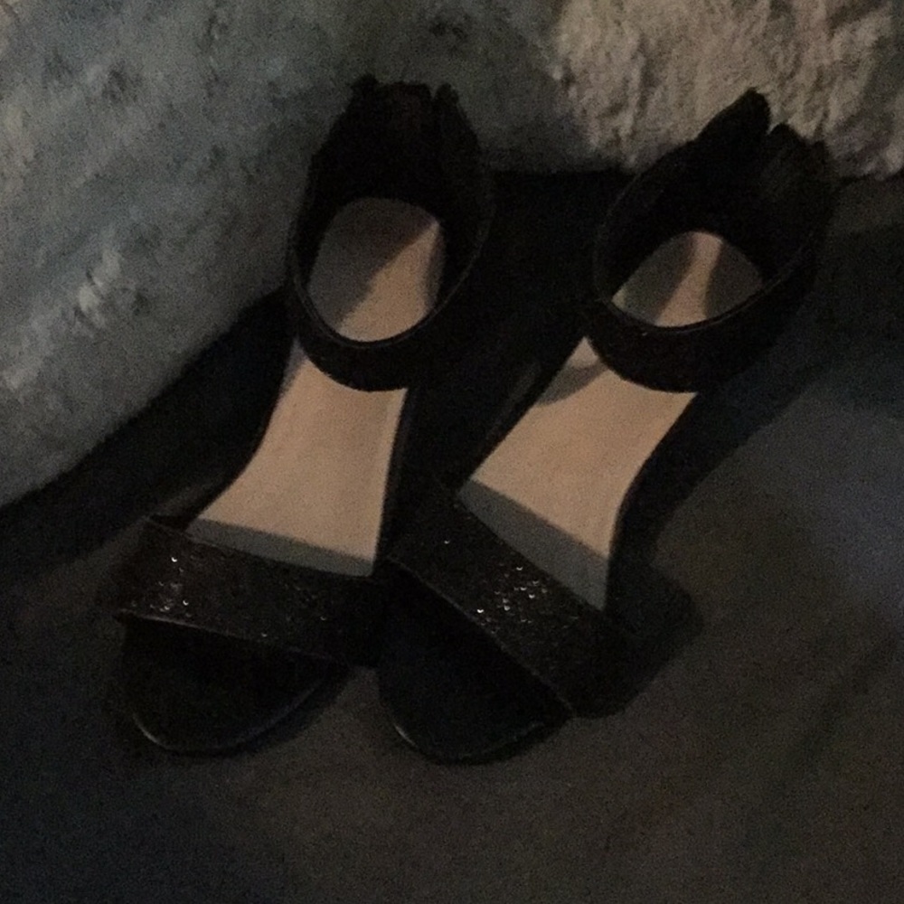 Cute heels for size 2